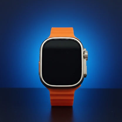 B&amp;M BM18 Smartwatch with 8 Interchangeable Straps