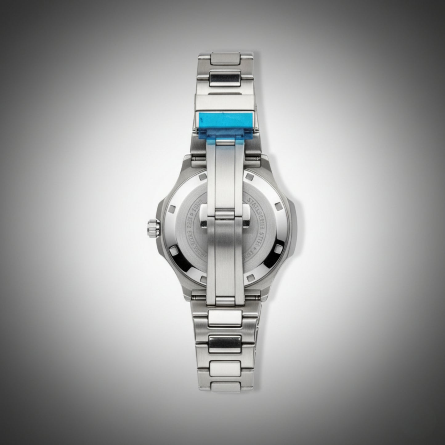 Nautilus Elite – Red Dial Silver Edition